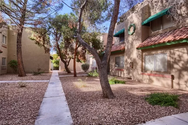 MLS: 2157067 Condo For Sale