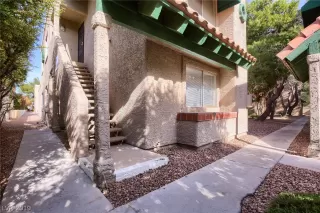 Photo #1: 2157067 Listing