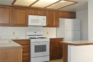 Photo #4: 2157092 Listing 