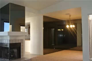 Photo #6: 2157092 Listing 