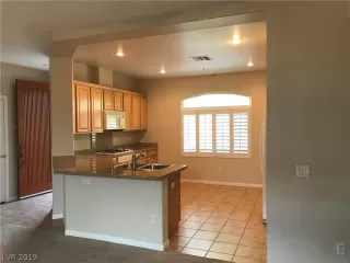 Photo #2: 2157104 Listing 