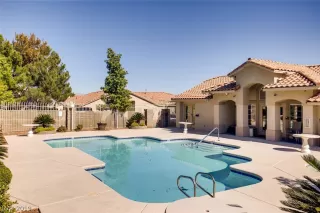 Photo #1: 2157157 Listing