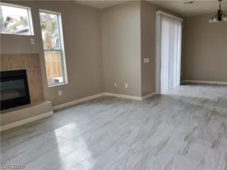 Photo #3: 2157167 Listing 