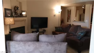 Photo #1: 2157172 Listing 