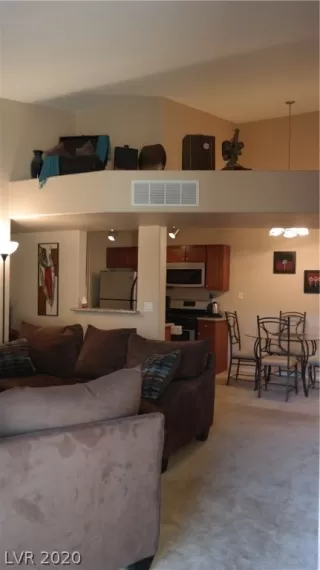 Photo #4: 2157172 Listing 