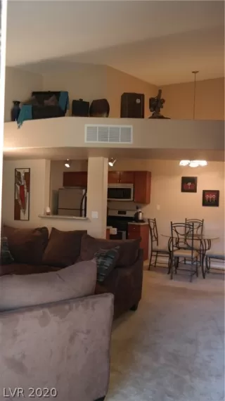 Photo #5: 2157172 Listing 