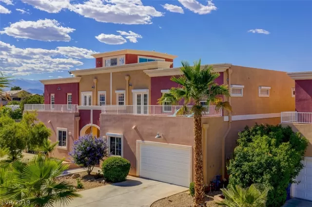 MLS: 2157367 Condo For Sale