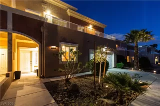 Photo #3: 2157367 Listing 