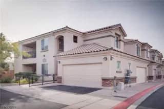 Photo #1: 2157371 Listing