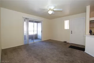 Photo #3: 2157379 Listing