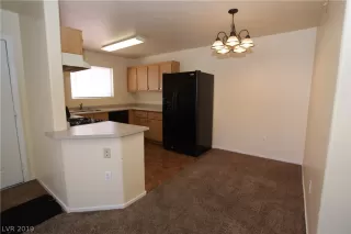 Photo #6: 2157379 Listing