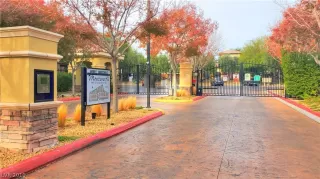 Photo #3: 2157447 Listing