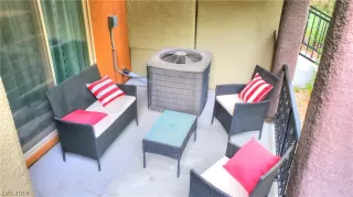 Photo #6: 2157447 Listing