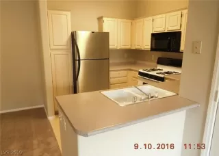 Photo #4: 2157523 Listing