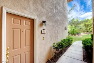 Photo #1: 2157537 Listing 