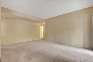 Photo #4: 2157537 Listing 