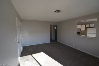 Photo #2: 2157540 Listing 