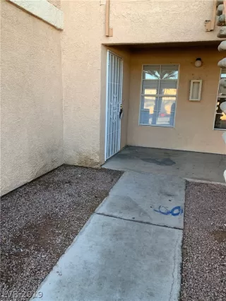 Photo #1: 2157599 Listing 