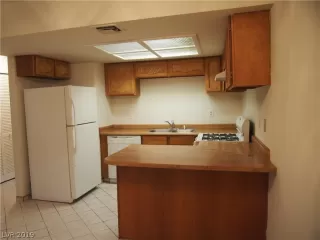 Photo #4: 2157612 Listing 
