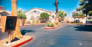 Photo #2: 2157733 Listing