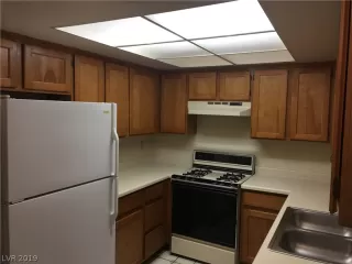 Photo #2: 2157803 Listing 