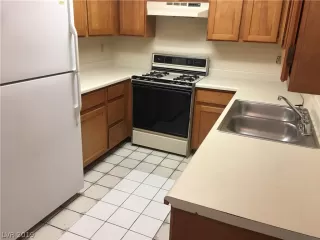 Photo #3: 2157803 Listing 