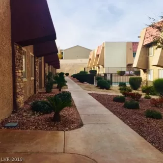 Photo #2: 2157857 Listing