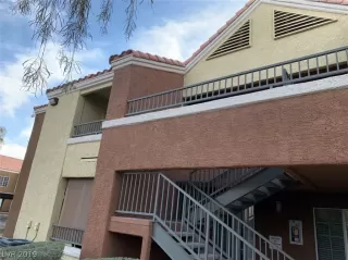 Photo #1: 2157869 Listing