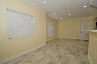 Photo #5: 2157942 Listing 