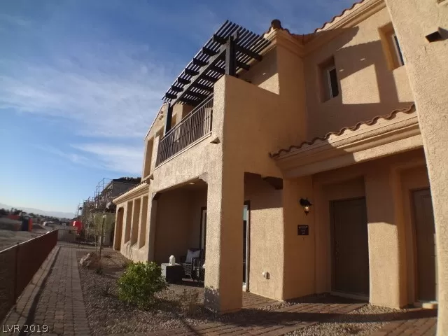 MLS: 2157969 Condo For Sale