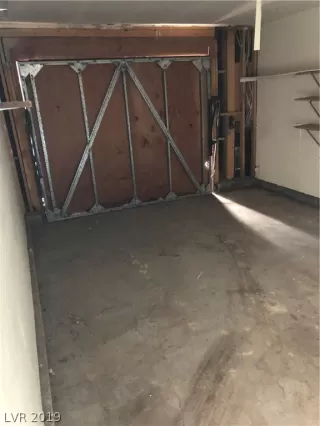 Photo #3: 2158015 Listing