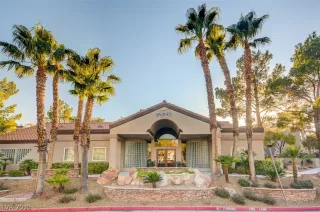 Photo #1: 2158027 Listing 