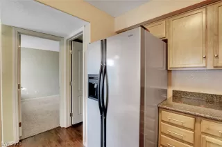 Photo #3: 2158027 Listing 