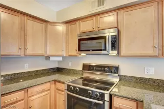 Photo #6: 2158027 Listing 