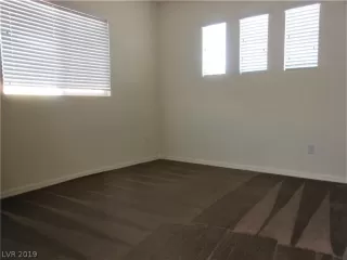 Photo #4: 2158030 Listing