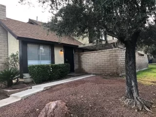 Photo #1: 2158041 Listing 