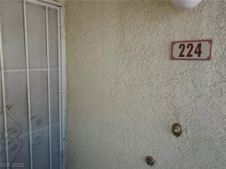 Photo #1: 2158084 Listing 