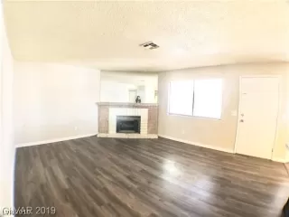 Photo #2: 2158094 Listing