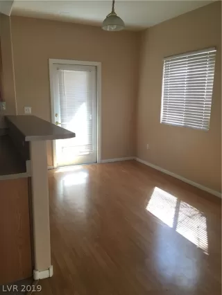 Photo #5: 2158134 Listing 