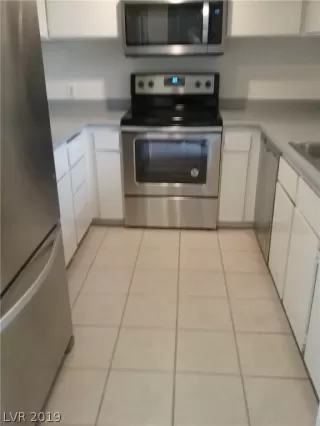 Photo #2: 2158172 Listing