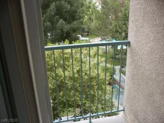 Photo #1: 2158189 Listing 