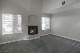 Photo #5: 2158191 Listing