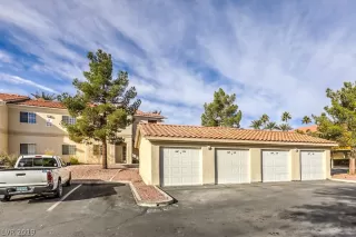 Photo #2: 2158195 Listing