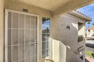 Photo #4: 2158195 Listing