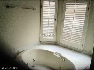 Photo #4: 2158201 Listing 