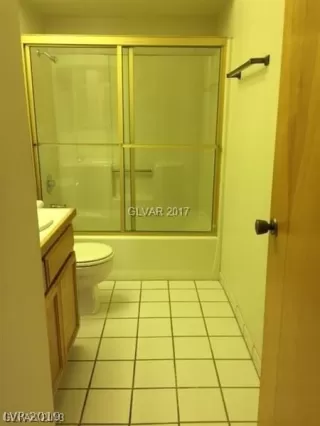 Photo #5: 2158201 Listing 