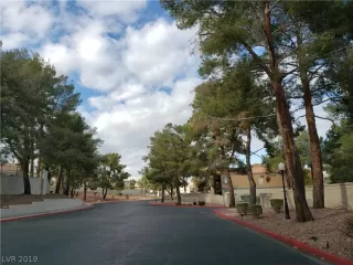 Photo #1: 2158229 Listing