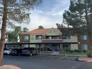 Photo #1: 2158252 Listing