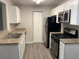 Photo #6: 2158252 Listing