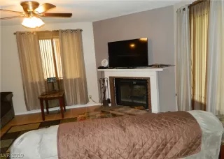 Photo #3: 2158263 Listing 